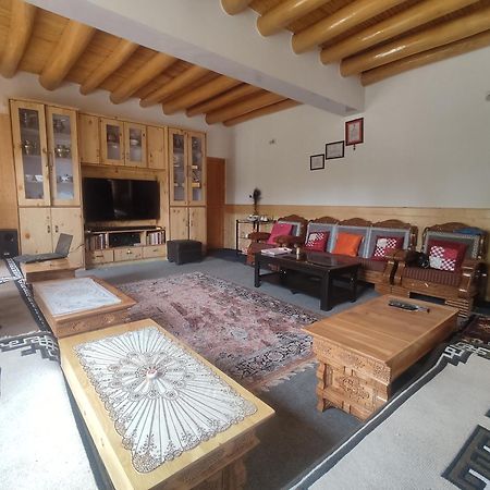 Streamlet Homestay Leh Bagian luar foto