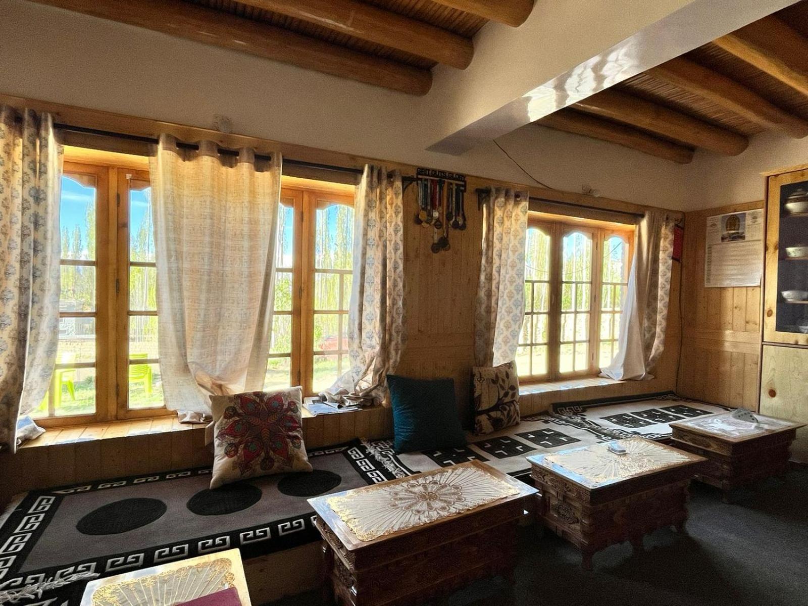 Streamlet Homestay Leh Bagian luar foto